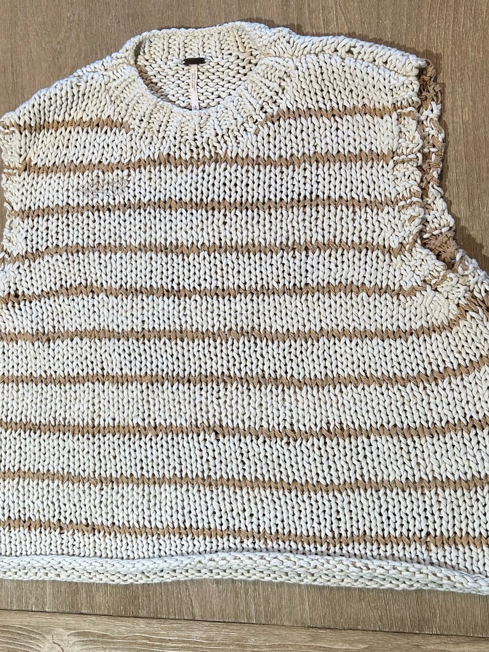 Free People Women’s Large Cream Tan Striped Chunky Knit Sleeveless Sweater